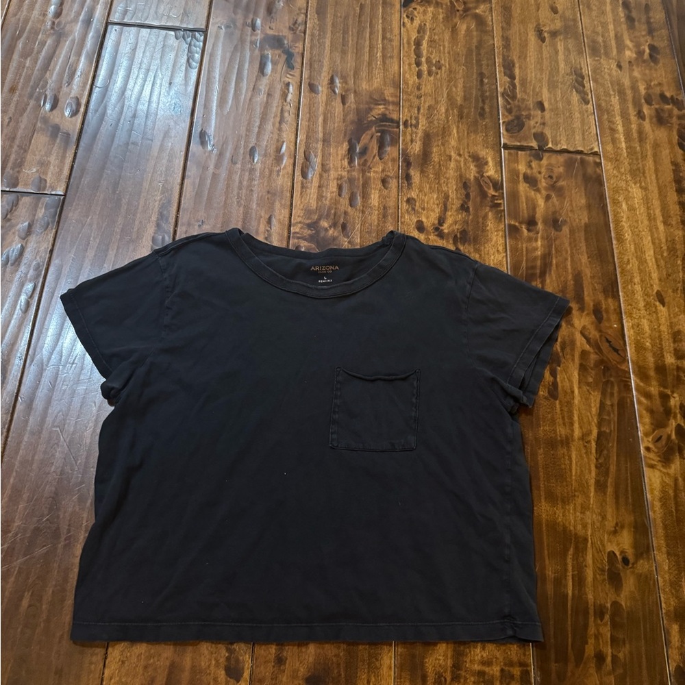 Arizona Jean Company Black Short Sleeve Tee